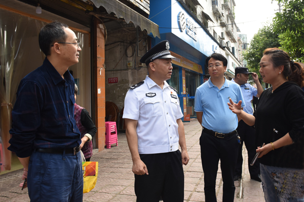 赵吉春同志到镇街检查调研看家天眼安装推广工作