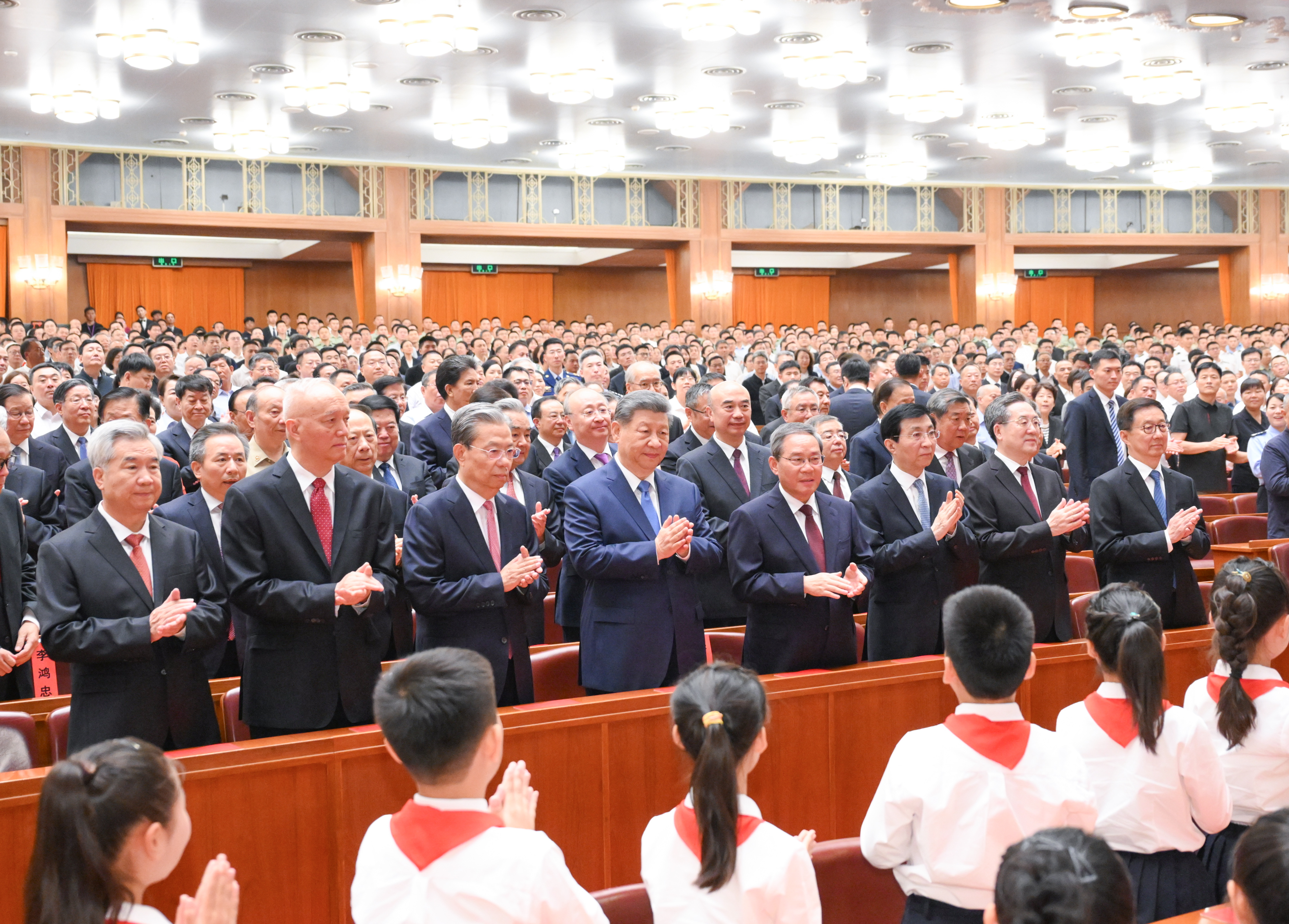 庆祝中国共产党成立105周年音乐会《人民至上》在京举行.jpeg