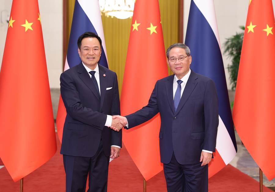 李强同泰国总理阿努廷会谈.jpg