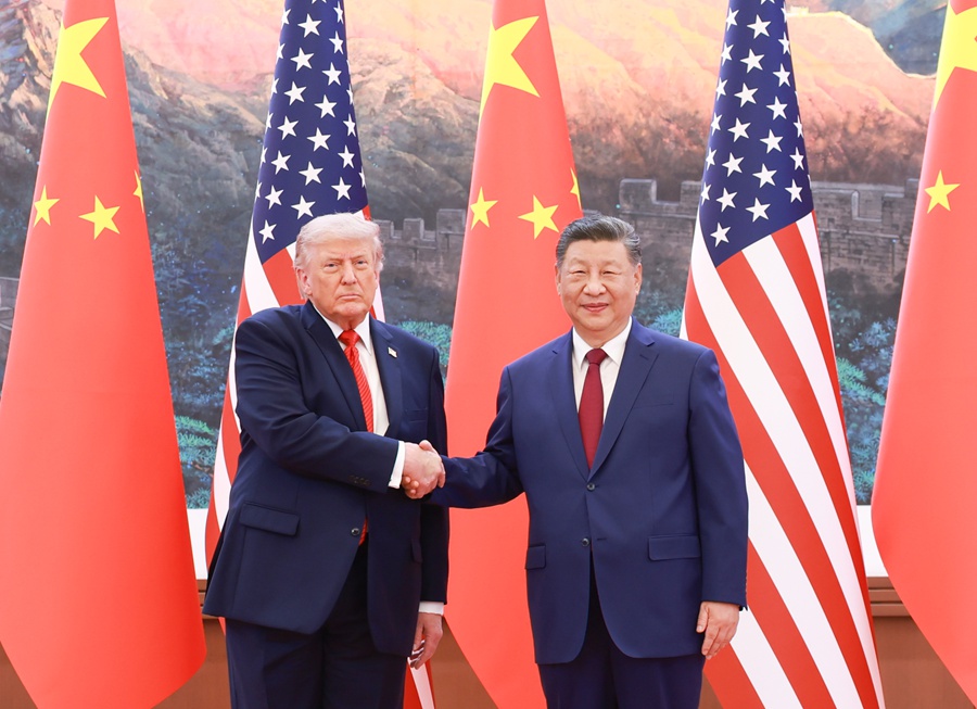 习近平同美国总统特朗普会谈.jpg